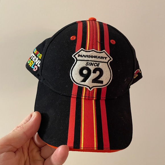 Nintendo Accessories - Super Nintendo epic universe Mario kart hat